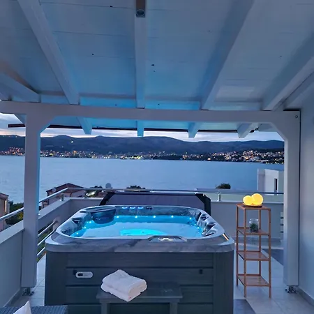 Silva With A View Of Sea