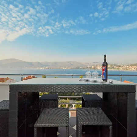 Apartman Silva With A View Of Sea