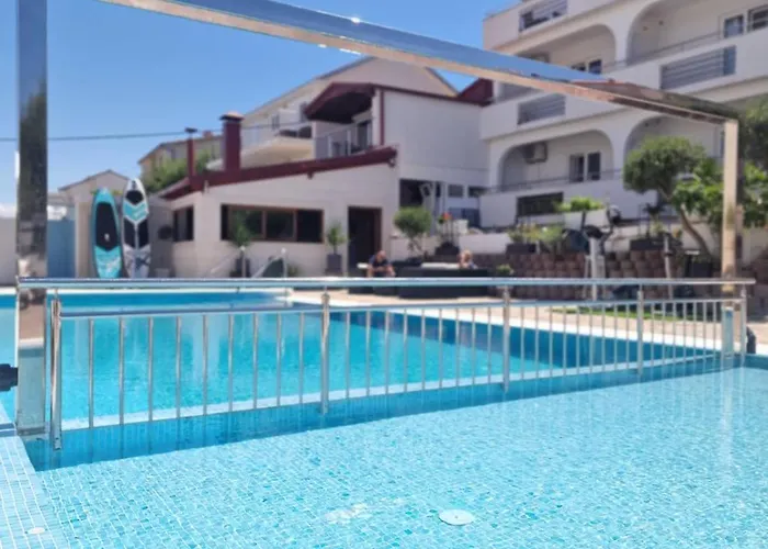 Silva With A View Of Sea Τρογκίρ