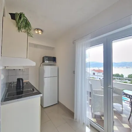 Silva With A View Of Sea Apartament Trogir