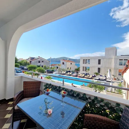 Silva With A View Of Sea Apartament Trogir