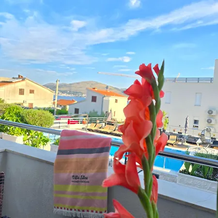 Silva With A View Of Sea Apartament Trogir