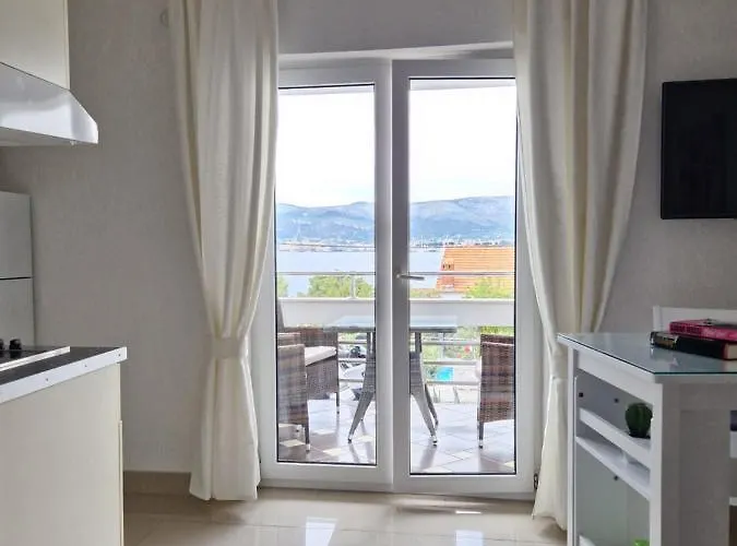 Silva With A View Of Sea Apartamento Trogir