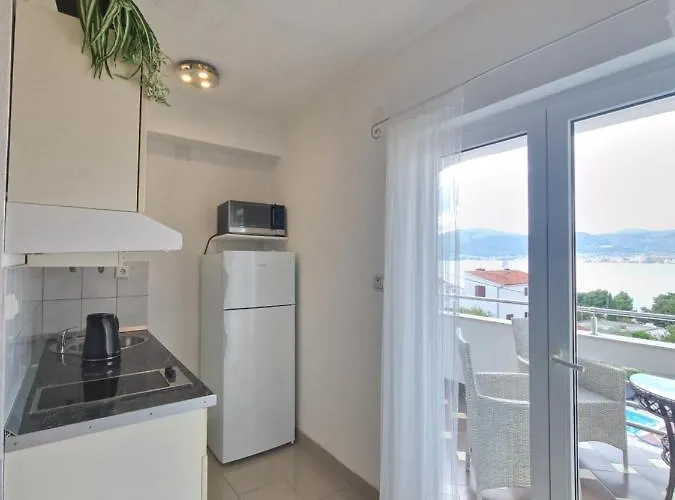 Silva With A View Of Sea Apartament Trogir