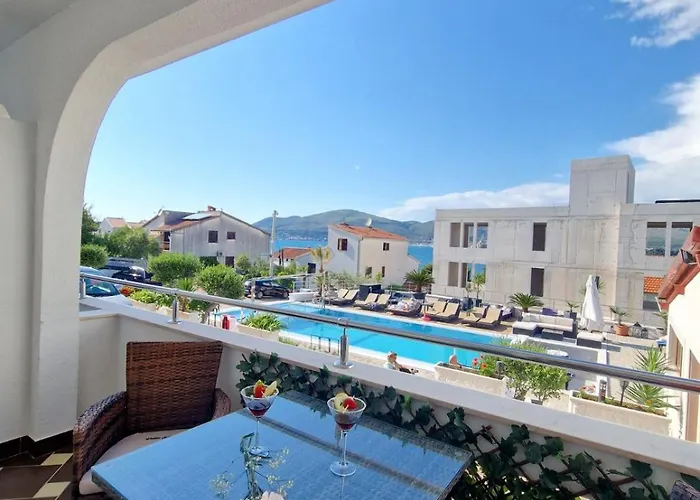 Silva With A View Of Sea Apartament Trogir